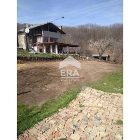 Ексклузивно! Къща с горска панорама във вилната зона на с. Осеново, РЗ