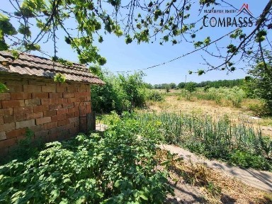 с. Къпиново, Общ. Ген. Тошево, къща с двор - 14500лева!