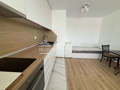 Едностаен ТУХЛЕН апартамент - кв. Тракия!