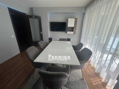 Просторен тристаен апартамент в крайбрежния квартал Зорница, Бургас