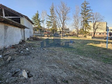 Къща в Шумен, област-с. Драгоево площ 100 цена 80000