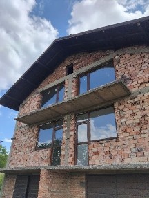 Продава къща в с. Коркина общ. Бобов дол