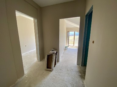 Тристаен апартамент в жилищна сграда в район Пирин Голф край Банско