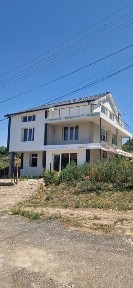 Къща в Айдемир 206кв. м и дворно място от 800кв. м