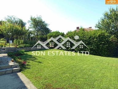 ЕКСКЛУЗИВНО! Двуетажна къща с двор в село Долно Изворово