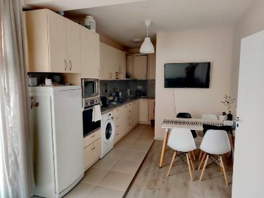 Двустаен, под наем, ж. к Борово