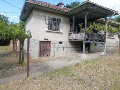 Къща в село Ветрен.