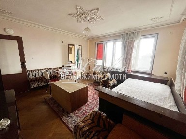 Област Шумен, гр. Шумен, Военно училище