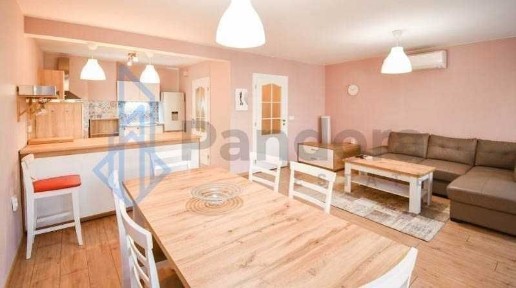 Тристаен апартамент под наем в кв. Борово