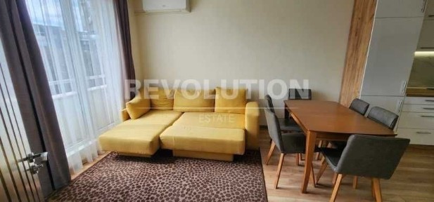 Област Варна, гр. Варна, Лятно кино Тракия