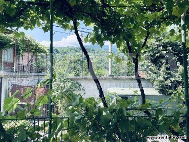 Къща с двор, с. Розово