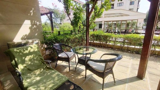 Кокетен и уютен апартамент с веранда. КОЛЕДНА ПРОМО ЦЕНА!