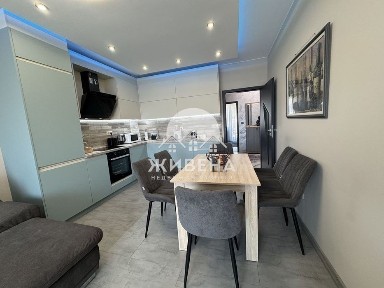 Само от Живена! Продава обзаведен 3-стаен апартамент, к. к. Св. Св. Кон