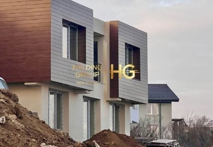 Къща в Варна-м-т Акчелар площ 162 кв. м