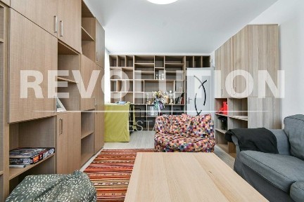 Двуетажна къща в с. Егълница