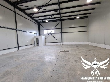Под наем помещение/склад/хале/търговско/студио 150кв. м. в Асеновград