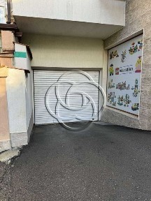 Складово помещение в Редута с лесен достъп