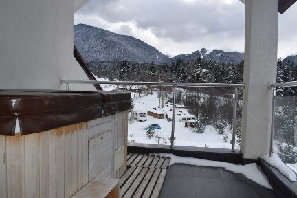 Апартамент с 4 спални