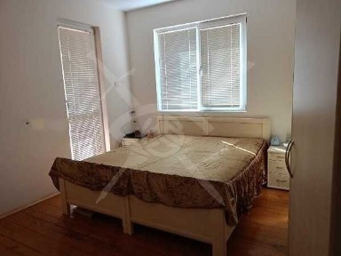 оф. 23900 Две отделни къщи/ Брестовица