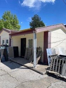 Продавам мострена къща