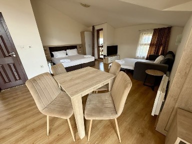 Студио в комплекс Green Wood намиращо се в район Пирин Голф, Разлог