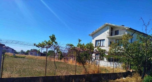 Имот Корект продава Къща с. Конуш. Обл. Пловдив