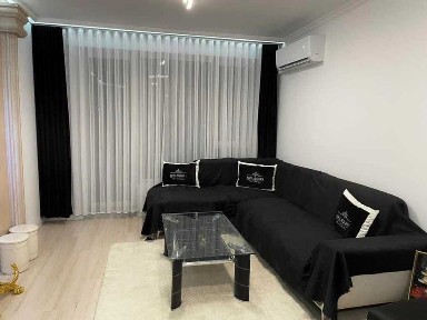 Изгрев тристаен апартамент обзаведен