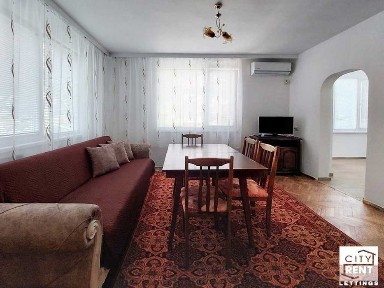 104829 Напълно обзаведен апартамент в центъра на гр. Велико Търново