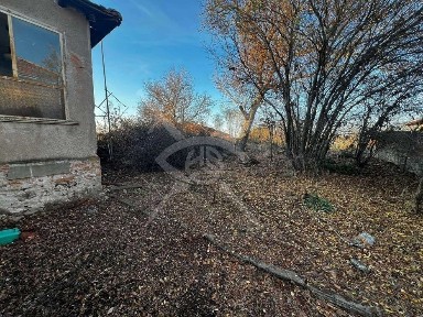 Къща с постройка в Татарево ! 73835