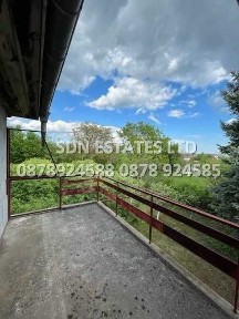 Продажба на прекрасна двуетажна вила в село Долно Сахране