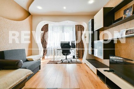 Двустаен апартамент в ж. к. Гео Милев