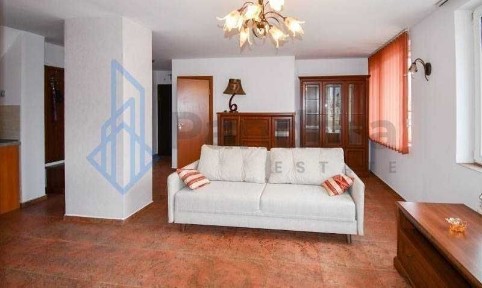 Двустаен апартамент под наем в кв. Стрелбище