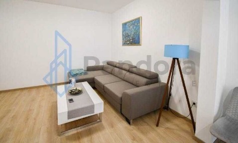 Многостаен апартамент под наем в Центъра