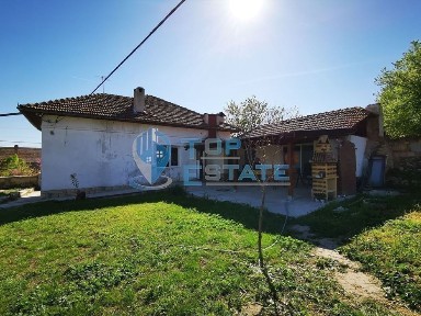 Къща след основен ремонт в село Куцина, област Велико Търново