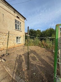 Продава се къща с двор в гр. Лозница, обл. Разград