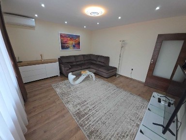 4- Стаен завършен и обзаведен апартамент в ТОП центъра на Велинград