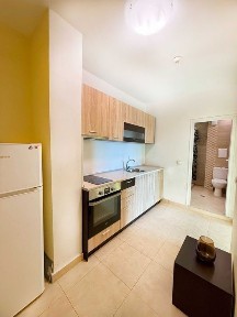 Продавам апартамент в студентски град