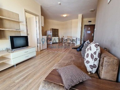 Двустаен апартамент в Златни пясъци