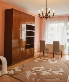 Тристаен апартамент в района на Чайка!