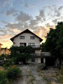 Продава къща в Димитровград/Цариброд/, Република Сърбия