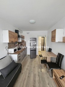 Двустаен, под наем, к-с Перла, ж. к Зорница