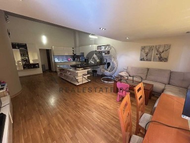 оф. 24008 Обширен тристаен/ Панаира