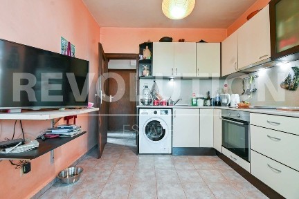 Етаж от Къща в ж. к. Изток