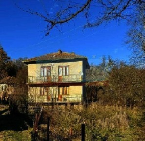 Къща в с. Глоговица