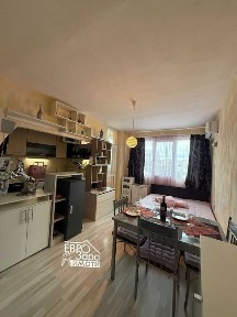 Едностаен, обзаведен апартамент за продажба в кв. Три чучура - юг