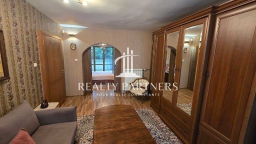 Етаж от къща в с. Рударци област Перник - ПОД НАЕМ