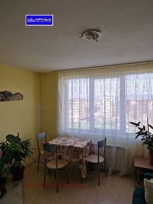 Тристаен апартамент във Връбница 2