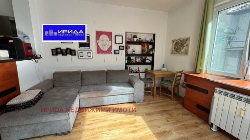 Област София-град, гр. София, Белите брези