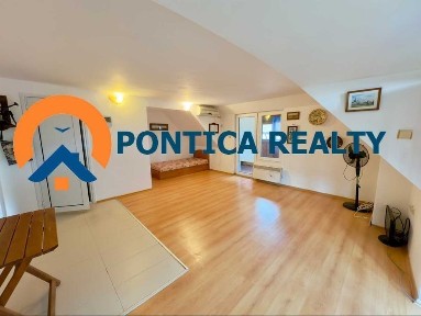 Просторно студио в Несебър, без такса поддръжка!