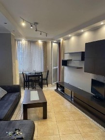 Тристаен, под наем, ж. к Белите брези